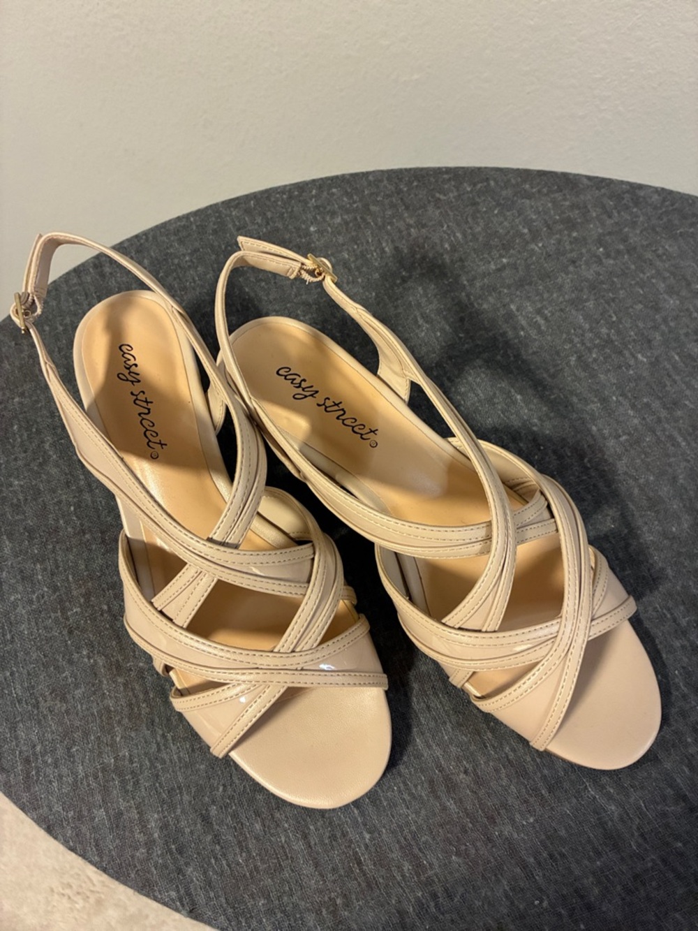 Easy Street Tristen Sandal Nude 1.5” Heel Size 7W